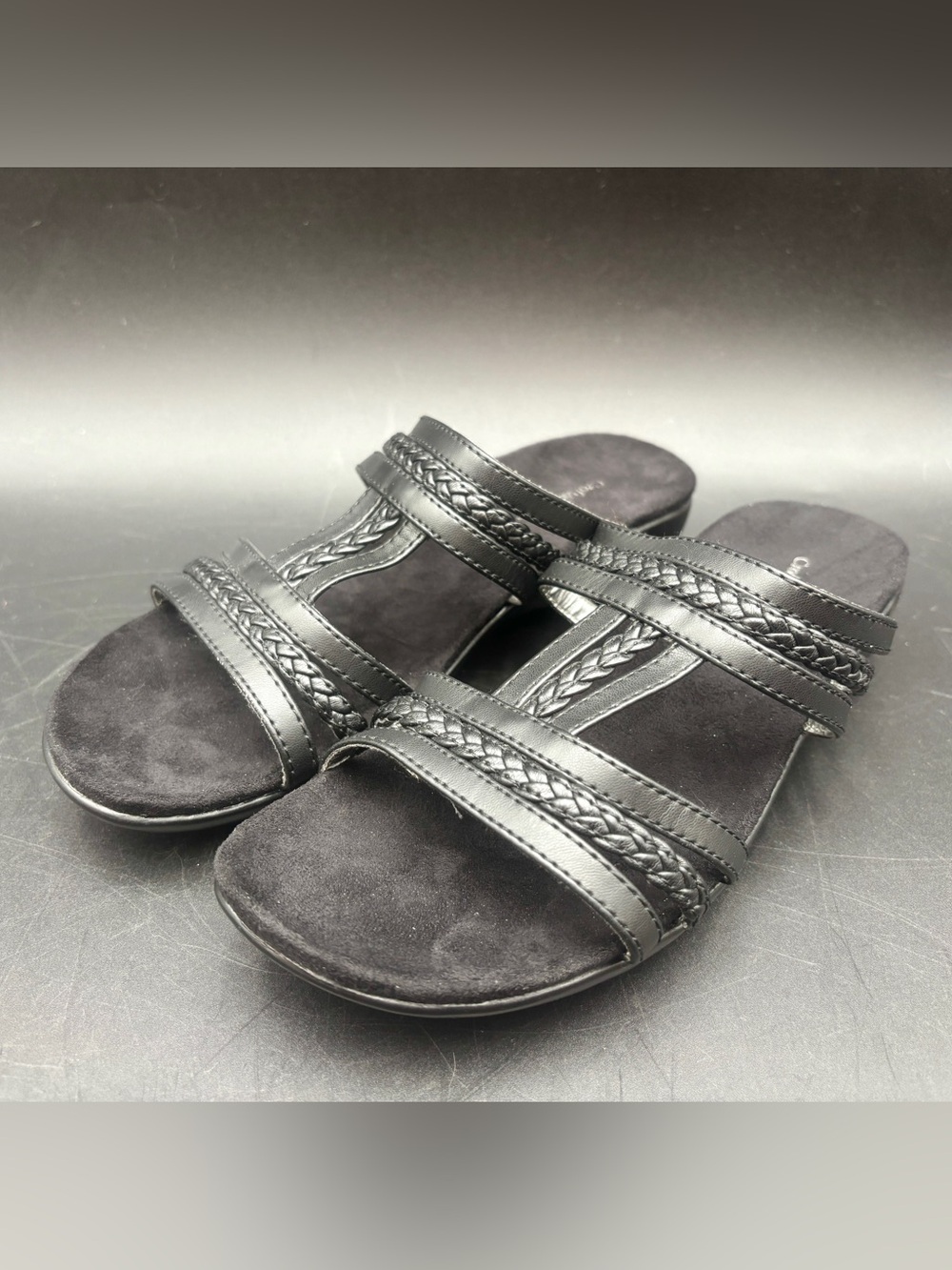 Croft & Barrow Alaina Black Braided Slide Sandals - Size 6.5 (Great Condition!)
